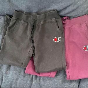 2 pairs champion Sweatpants